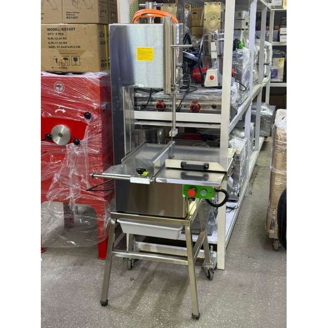 Akse Kemik Kesme Makinesi Mezbaha Tipi Büyükbaş Hayvan Kemik Kesme Makinası