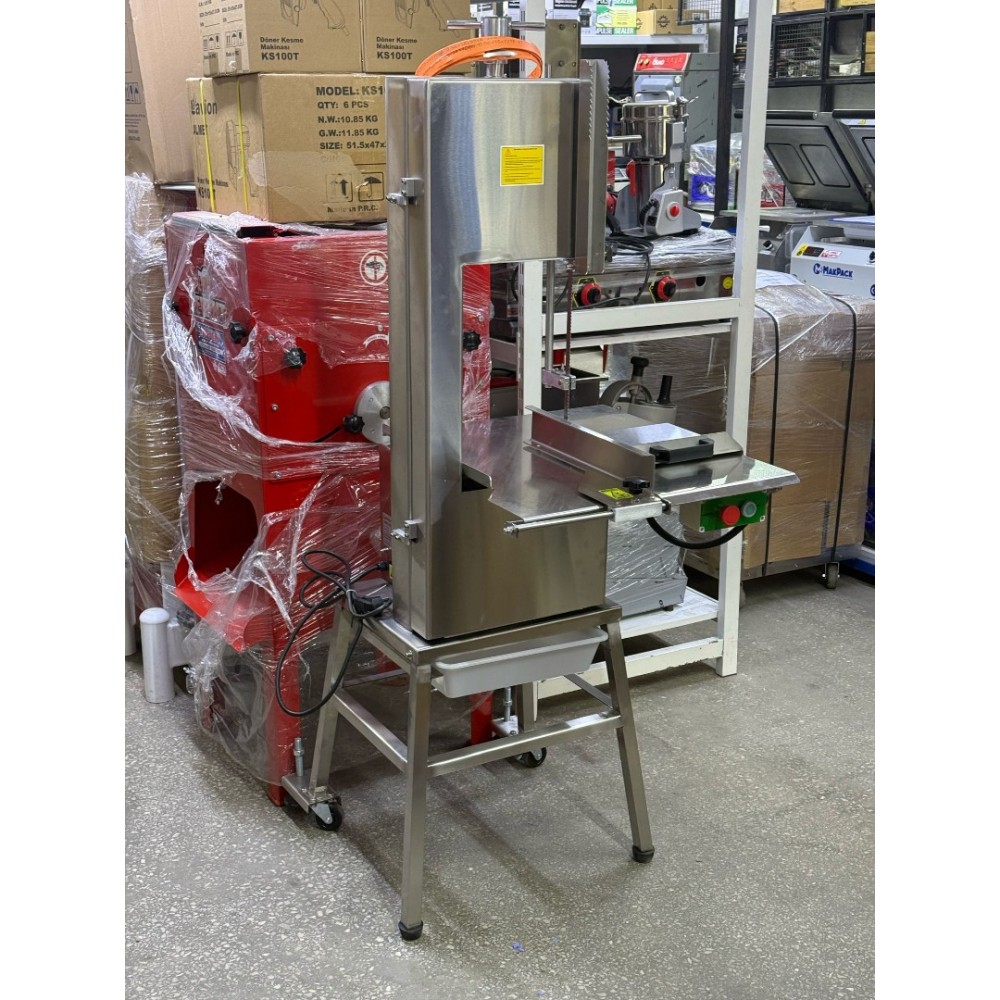 Akse Kemik Kesme Makinesi Mezbaha Tipi Büyükbaş Hayvan Kemik Kesme Makinası