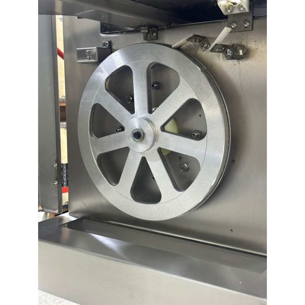 2.EL Akse Kemik Kesme Makinesi Mezbaha Tipi Büyükbaş Hayvan Kemik Kesme Makinası