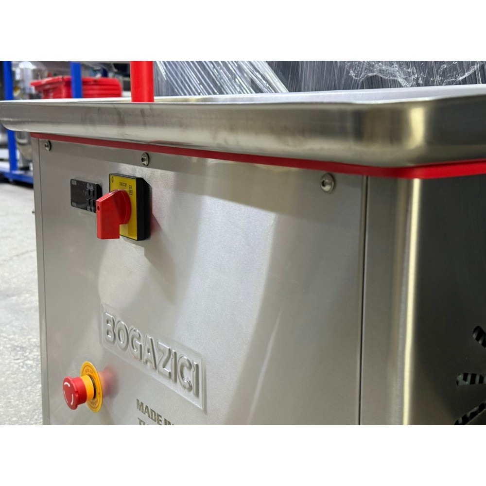 Boğaziçi 32 No Soğutuculu Et Kıyma Makinesi Paslanmaz