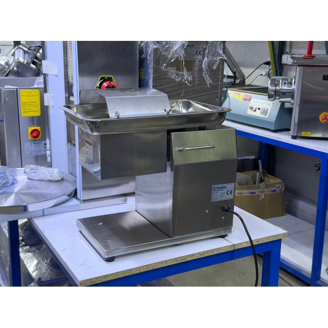 Makpack Tantuni Eti ve Julyen Kesim Doğrama Makinesi 6 Mm 220 V AKHR-8060